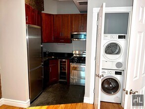 E 16TH ST. in New York, NY - Building Photo - Building Photo