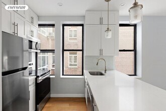 11 1/2 W 84th St in New York, NY - Building Photo - Building Photo