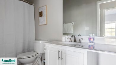 100 Crossing Blvd in Mcdonough, GA - Foto de edificio - Building Photo