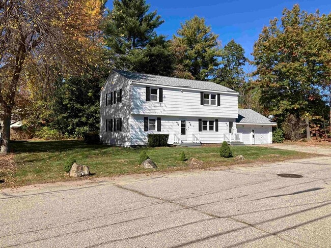 property at 6 Willowbrook Dr
