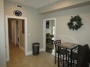 581 Washington St, Unit 1 in Boston, MA - Building Photo - Building Photo