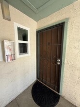 1625 Park Ln in Fairfield, CA - Foto de edificio - Building Photo