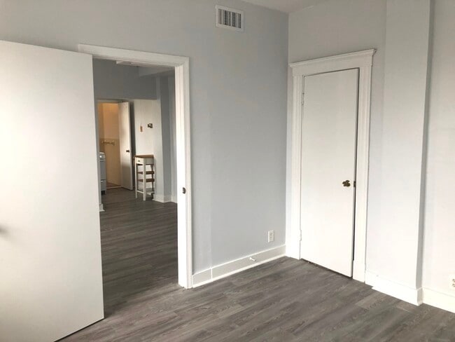 property at 475 Commonwealth Ave