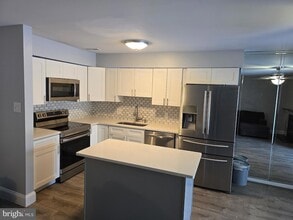 9 Sheffield Dr, Unit 70A in Evesham, NJ - Building Photo - Building Photo