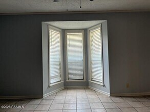 303 Belle Grove Blvd in Lafayette, LA - Building Photo - Building Photo