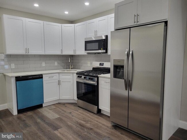 1514 S 27th St in Philadelphia, PA - Building Photo - Building Photo