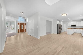 770 Cole Dr in South Elgin, IL - Building Photo - Building Photo