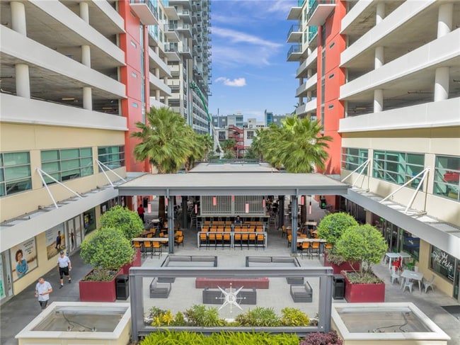 1208 E Kennedy Blvd in Tampa, FL - Building Photo - Building Photo