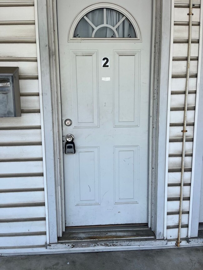 18-20 N Washington St in Shippensburg, PA - Building Photo - Building Photo