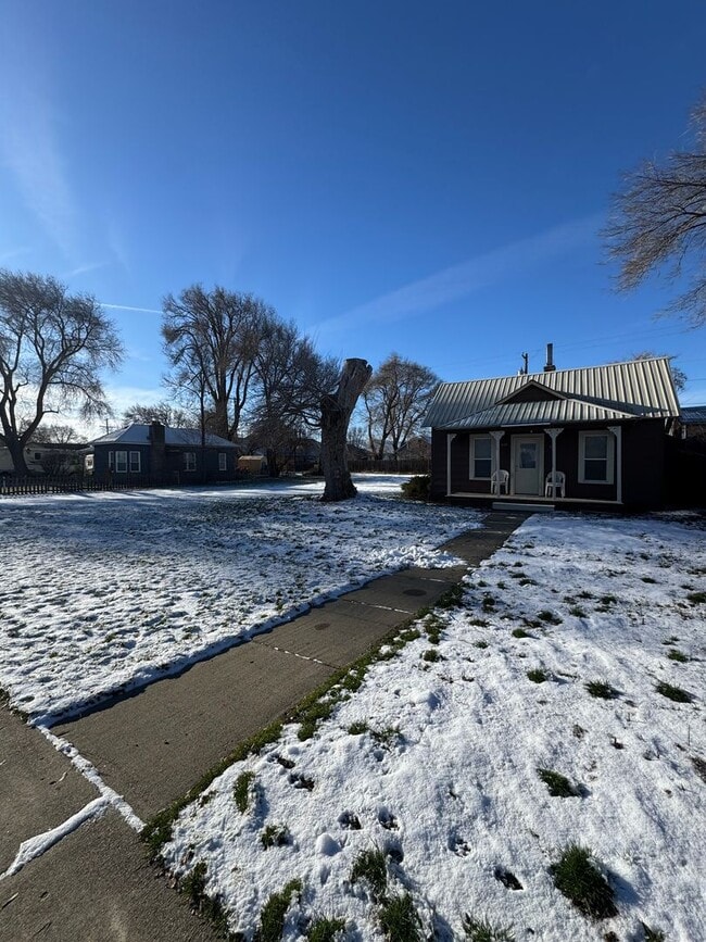 415 N Lincoln St in Ellensburg, WA - Foto de edificio - Building Photo