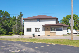 1023 Lawe St in Kaukauna, WI - Foto de edificio - Building Photo