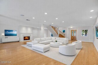 4539 Mammoth Ave in Los Angeles, CA - Foto de edificio - Building Photo