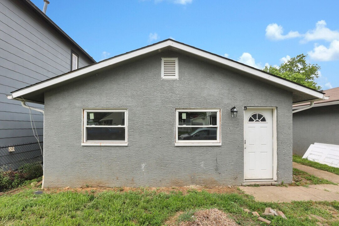 153-155-155 Wisconsin Ave in Columbus, OH - Building Photo