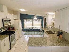 75 Hewlett Dr in Auburndale, FL - Building Photo - Building Photo