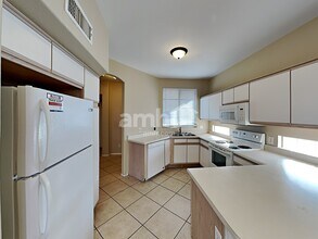 2135 N 30th St in Mesa, AZ - Building Photo - Building Photo