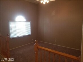 1553 Ivygate Ave in Las Vegas, NV - Building Photo - Building Photo