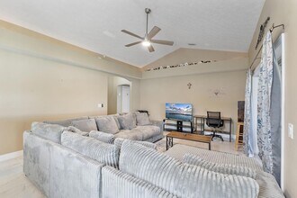 1622 SW Realty St, Unit 5501 in Port St. Lucie, FL - Building Photo - Building Photo