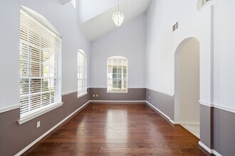 12019 Flamingo Lakes Ct in Houston, TX - Building Photo - Building Photo