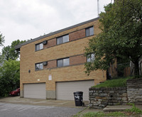 210 Hastings St in Cincinnati, OH - Foto de edificio - Building Photo