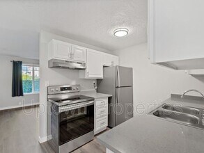 6836 N Richmond Ave in Portland, OR - Building Photo - Building Photo