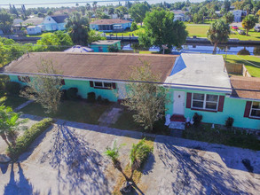 7 Unit Complex- 7228 & 7300 New York Ave in Hudson, FL - Building Photo - Other