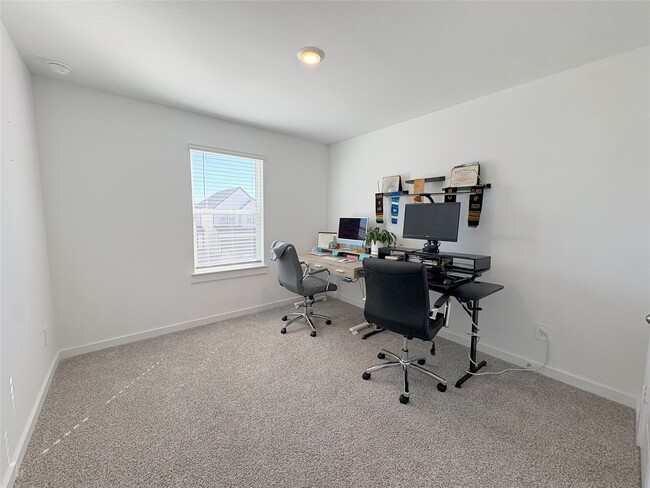 property at 2913 Crown Gate Dr