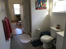 213-215 N 18th St in Richmond, VA - Building Photo