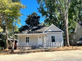 960 Dewey St SW in Atlanta, GA - Building Photo
