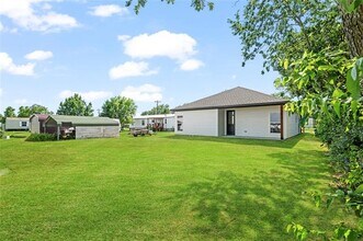 406 Depot St in Whitesboro, TX - Building Photo - Building Photo