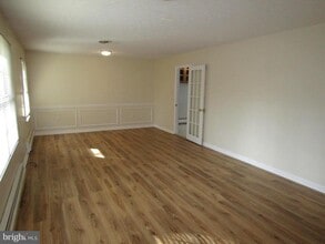 29181 Pin Oak Way in Easton, MD - Building Photo - Building Photo
