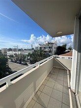 7735 Abbott Ave in Miami, FL - Building Photo - Building Photo