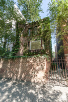 644 W Webster Ave, Unit F Apartments