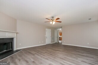 62 Lake Crossing Ct in Fayetteville, GA - Building Photo - Building Photo