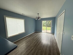 34114 N White Oak Ln in Gurnee, IL - Building Photo - Building Photo