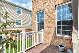 520 Tyler Ave, Unit 520A in Radford, VA - Building Photo - Building Photo