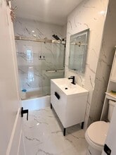 32-0 74th St. in Queens, NY - Building Photo - Building Photo