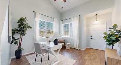 6898 W Rockland Pl in Littleton, CO - Building Photo - Building Photo