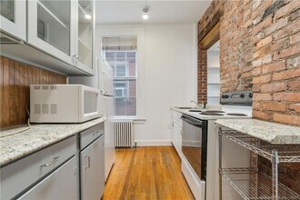 239 Bradley St in New Haven, CT - Building Photo - Building Photo