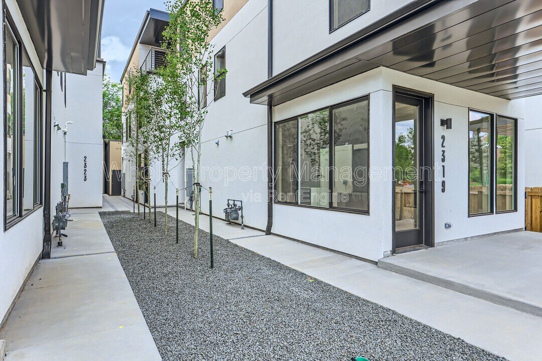 2321 S High St in Denver, CO - Building Photo