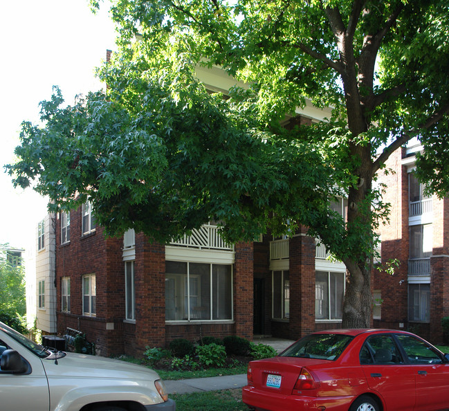 5112-5114 Baltimore Ave in Kansas City, MO - Building Photo - Building Photo