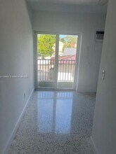 1911 NW Flagler Terrace in Miami, FL - Building Photo - Building Photo