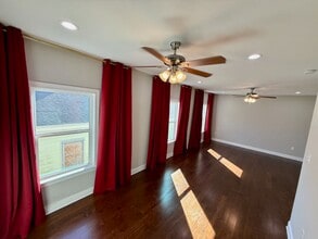 1426 Elysian Fields Ave in New Orleans, LA - Foto de edificio - Building Photo