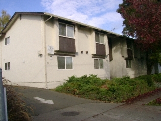 680 Lincoln Ave in Napa, CA - Foto de edificio - Building Photo