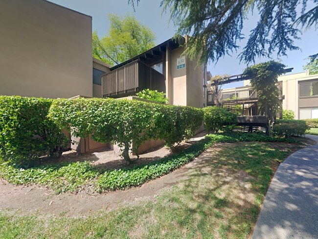 property at 639 Woodside Sierra