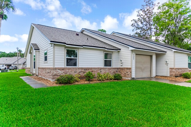 property at 121 Bob White Ct