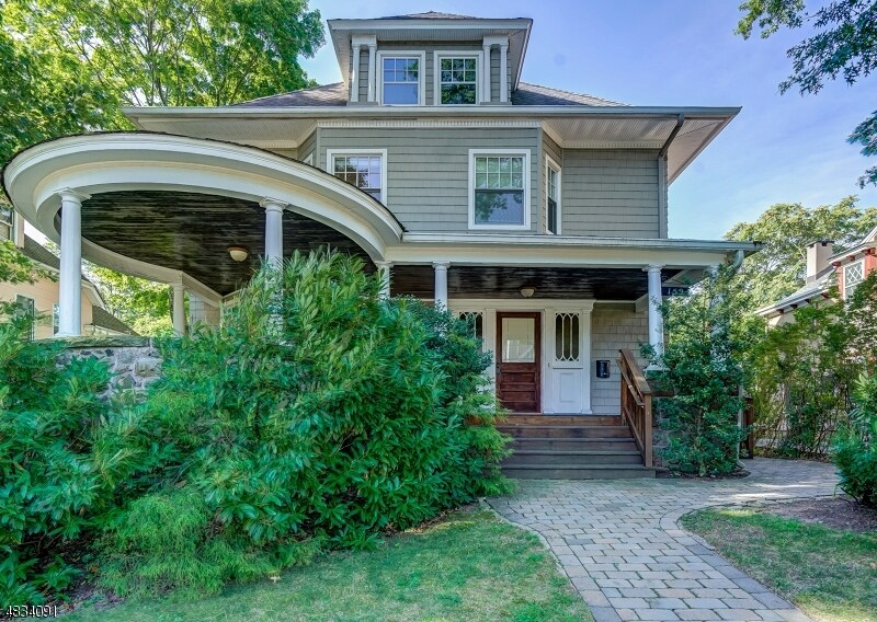 159 Walnut St in Montclair, NJ - Building Photo