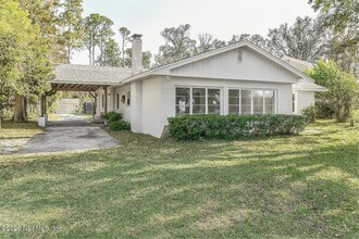 95031 Nassau River Rd in Fernandina Beach, FL - Building Photo - Building Photo