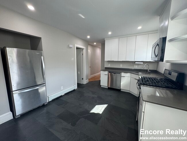 23 Elmer St in Cambridge, MA - Building Photo - Building Photo