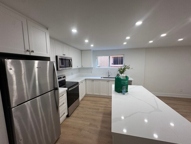 64 Cedar St