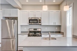 19 Dorset St, Unit 2 in Boston, MA - Building Photo